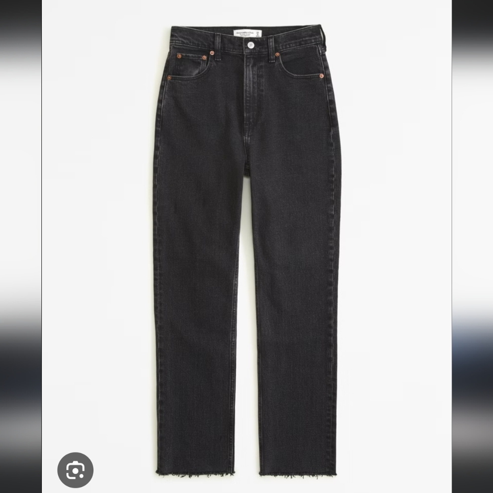 Abercrombie & Fitch Black Ankle Straight Ultra High Rise Raw Hem 28/6 Short